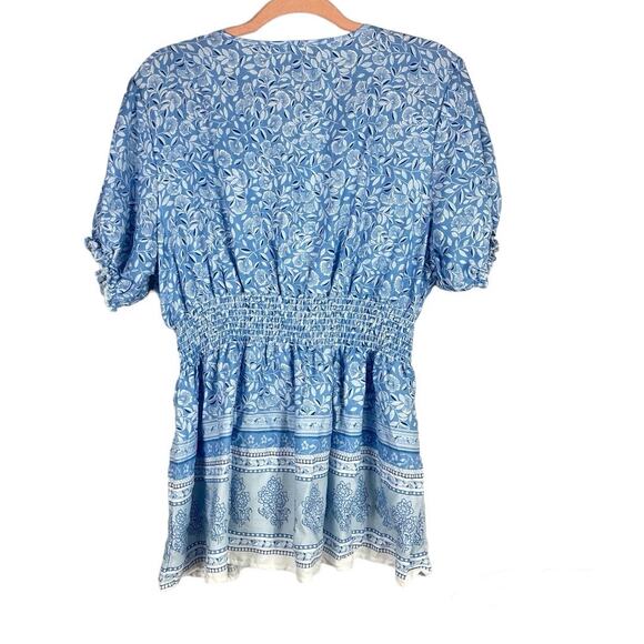 Seven Islands Floral Short sleeved blouse blue and white 2x - Picture 2 of 12